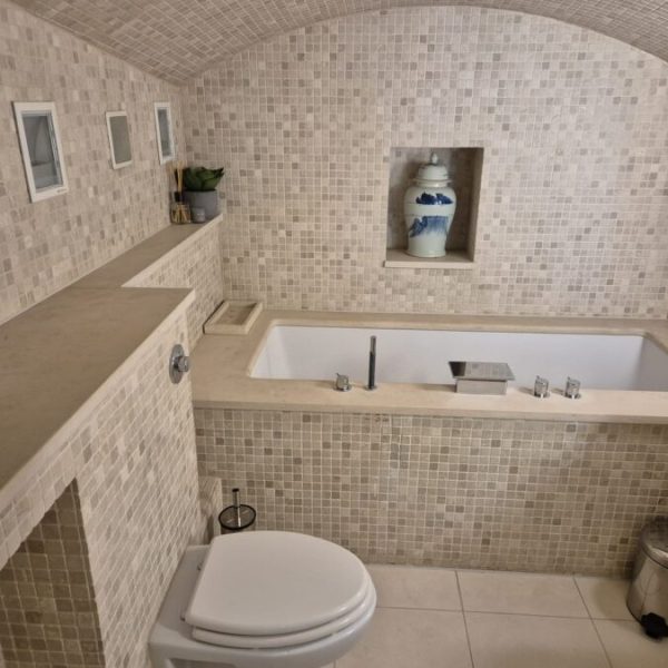 Bathroom Cleaning Services